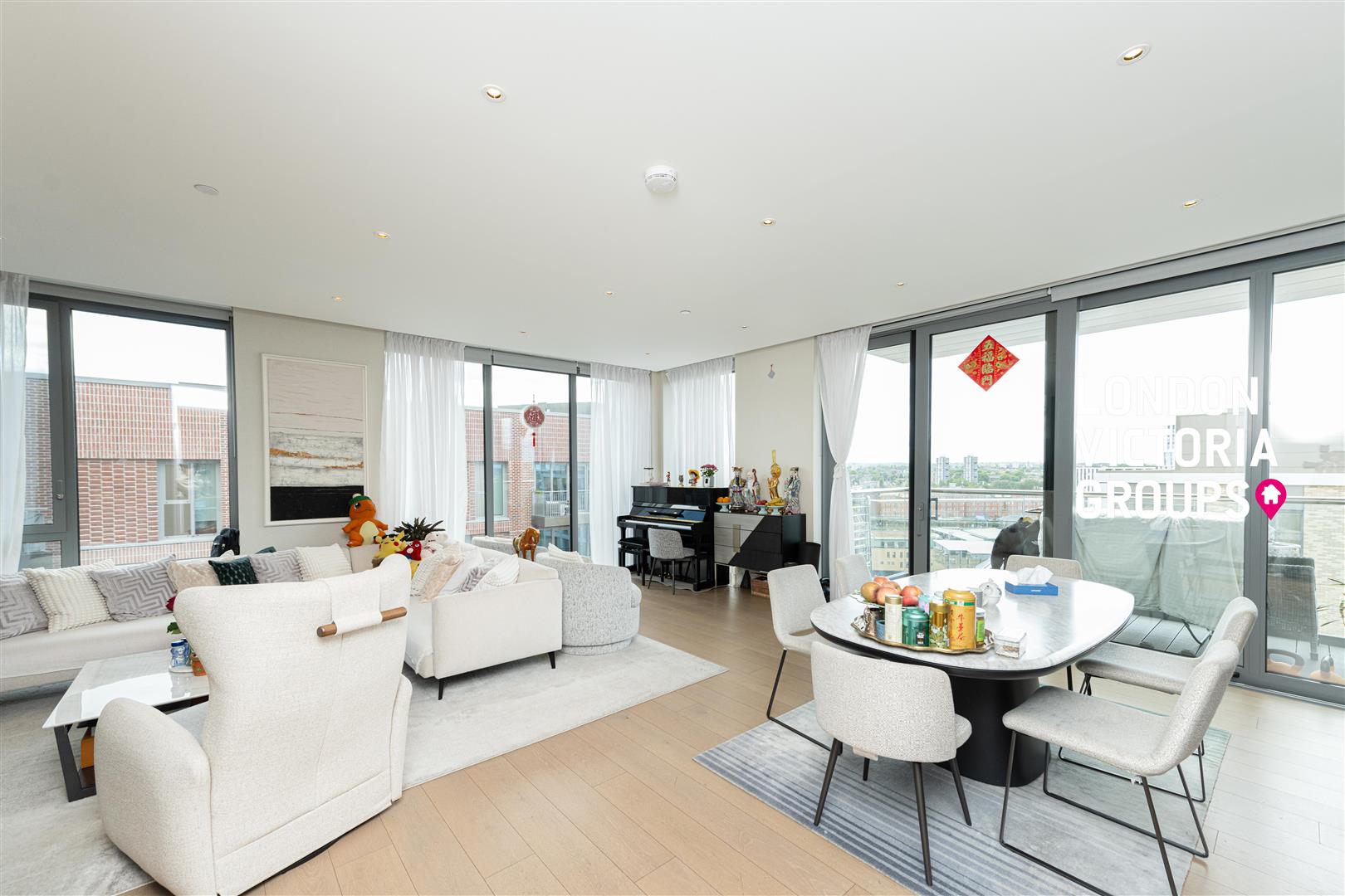 3 bed property in Chartwell House, 4 Palmer Road, London